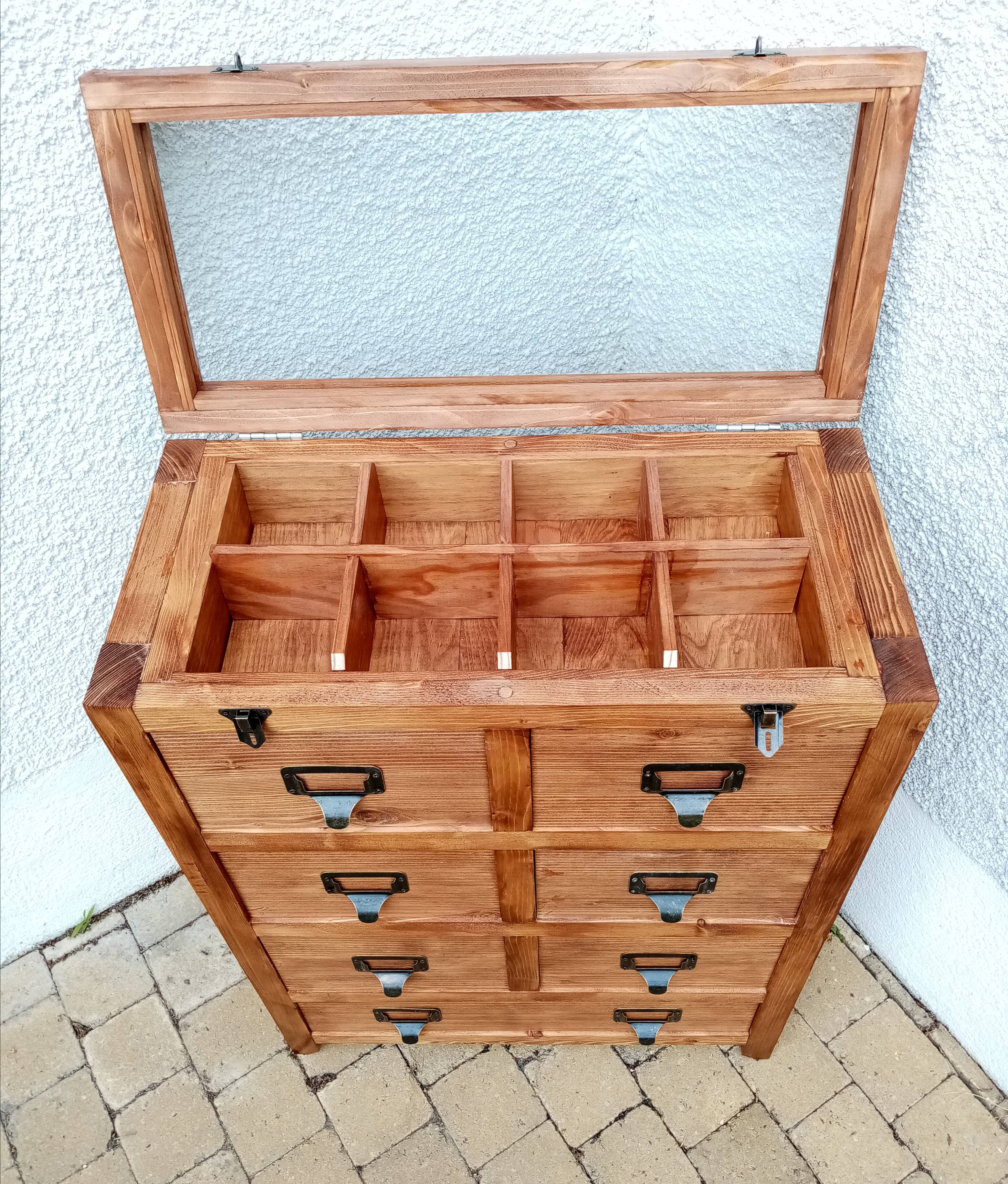 Meuble de bijoutier