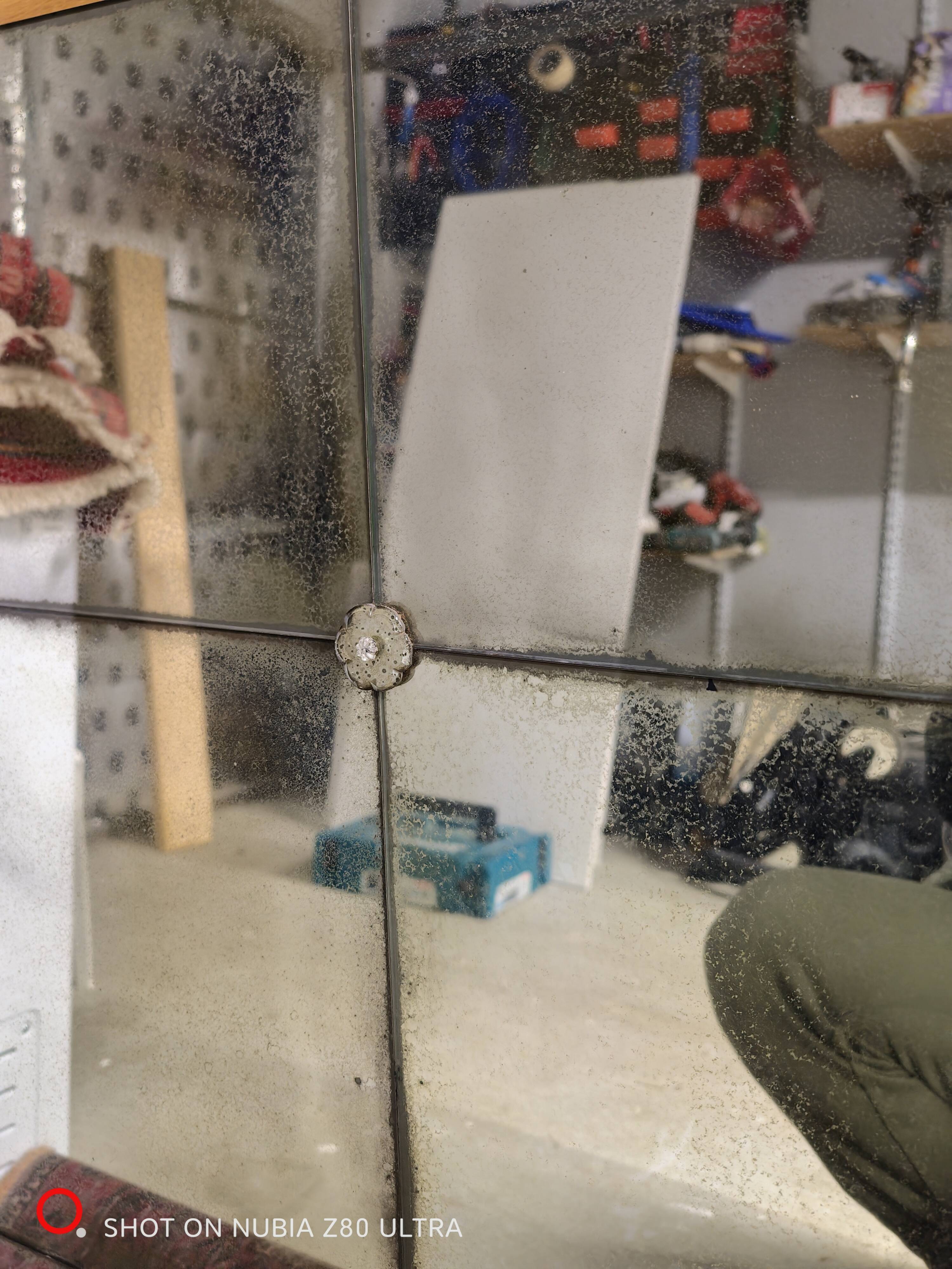 Miroir Industriel Verrière avec Patine Antique – Pièce Unique