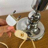 Lampe de table vintage chromée avec abat-jour fleuri