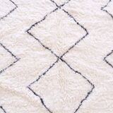 Beni Ouarain White Diamond Rug - 348 x 249 cm