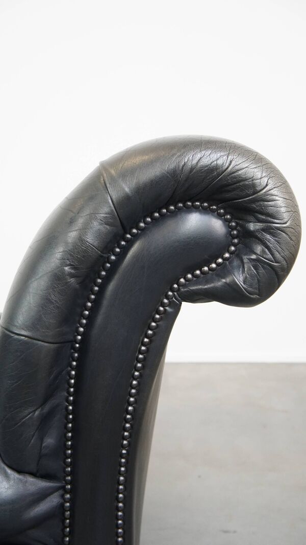 Lit de repos Chesterfield en cuir de vache noir