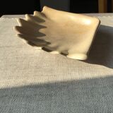 Shell-shaped soap dish in hard stone