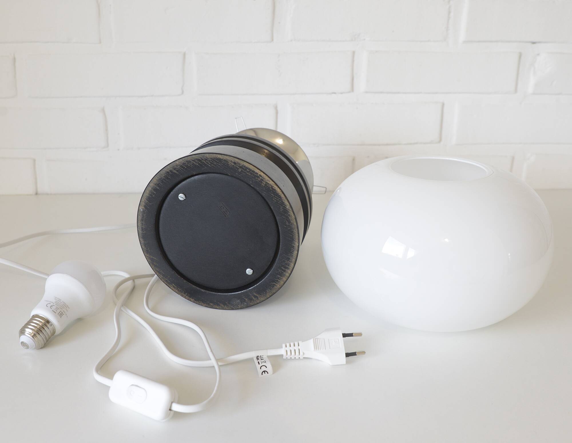 Vintage mid century modern space age Japandi wooden table lamp redesign