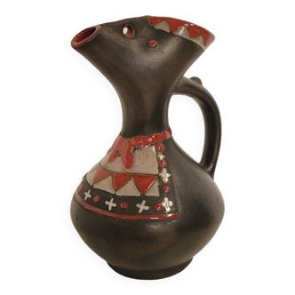 Vintage zoomorphic vase or pitcher in black and red ceramic from the 60s