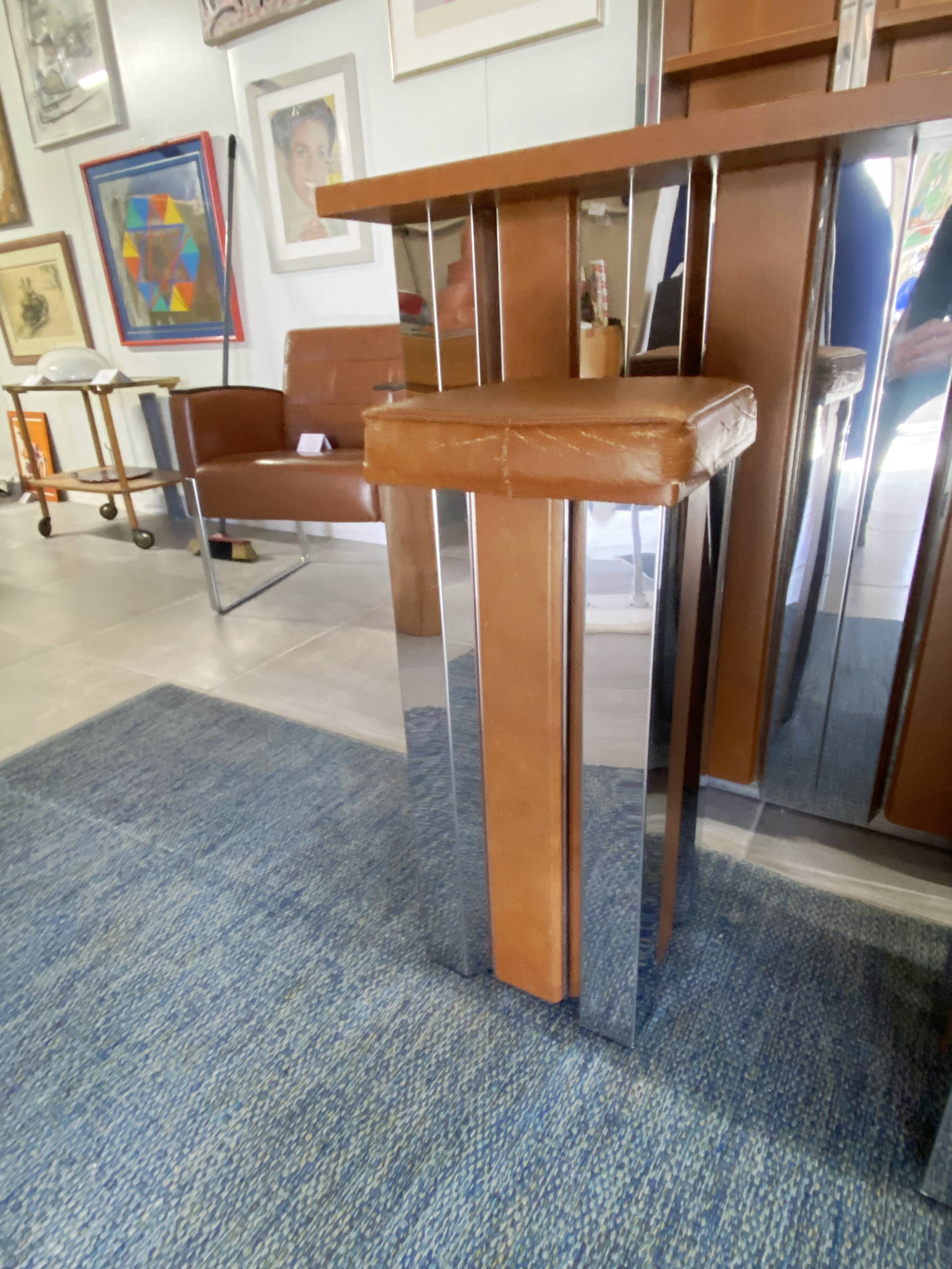 Bar Set - Shelves-Stools - Year 1970