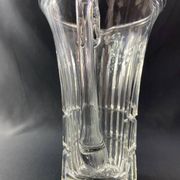 Grand pichet en cristal taillé