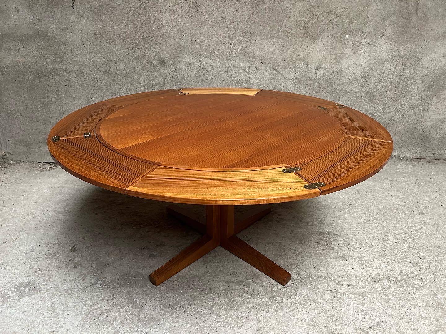 Scandinavian flip flap lotus table by drylund in teak 1960