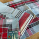 140x140 tablecloth and 6 checked napkins