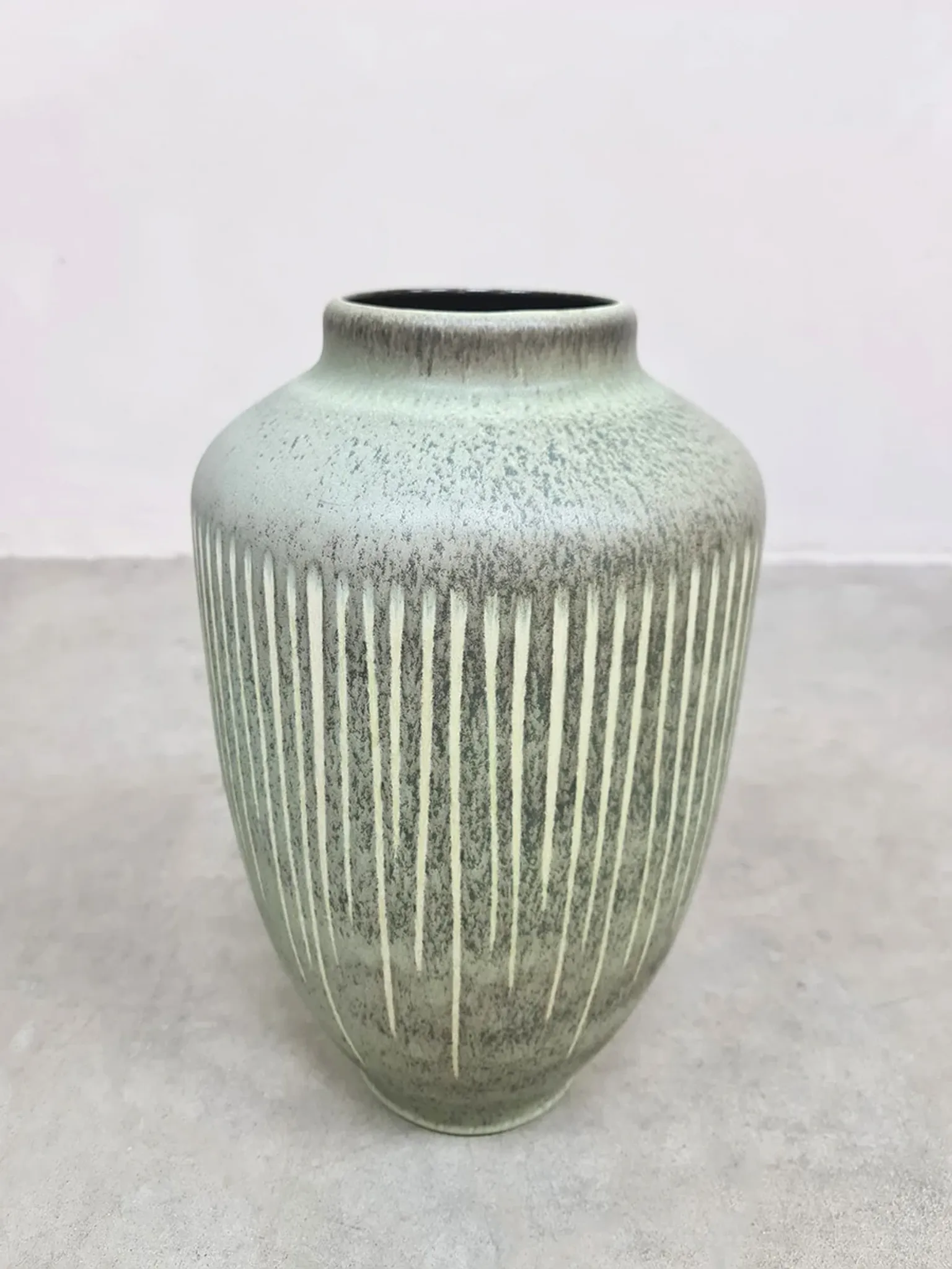 Vintage ceramic textured vase Steuler 'Nature green'
