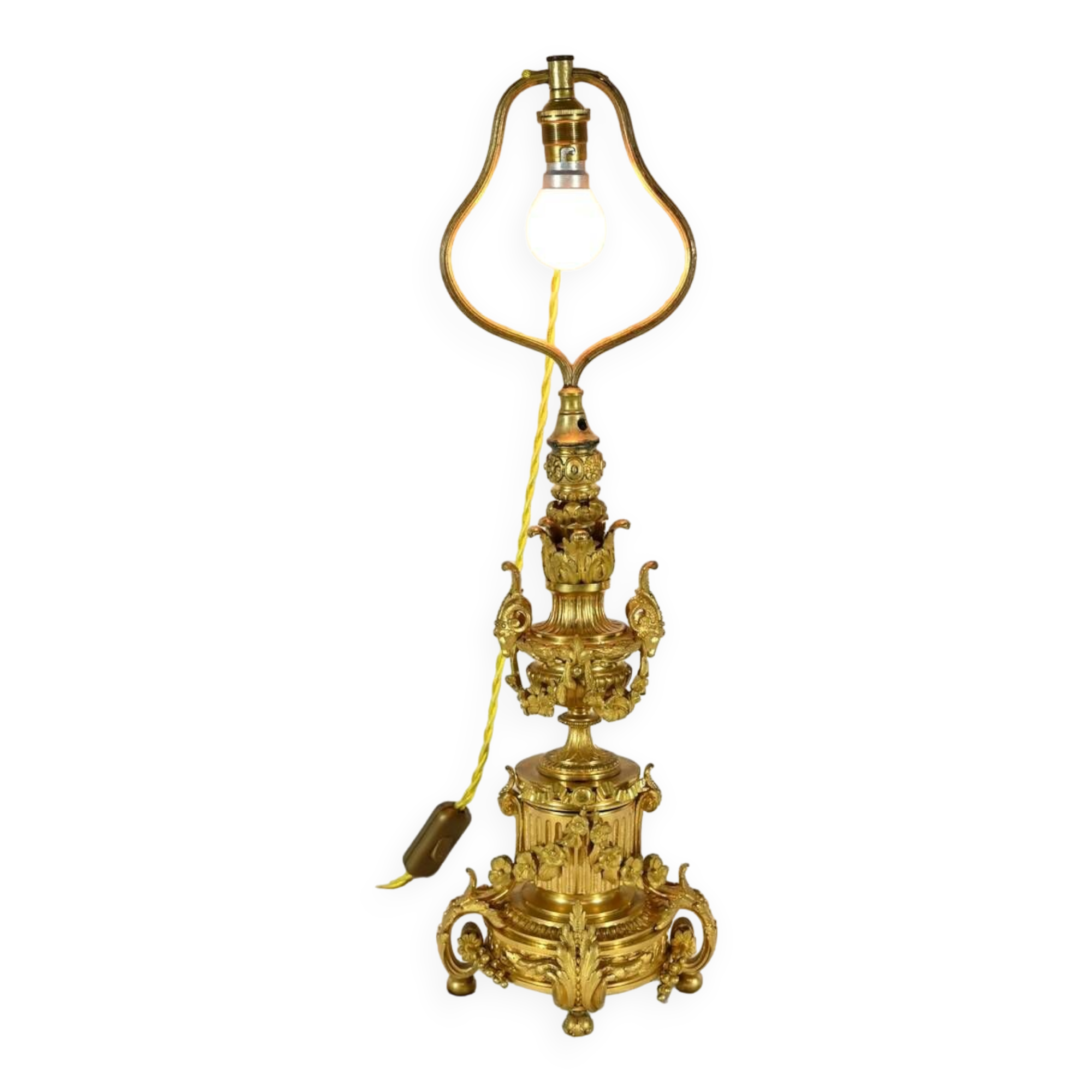Lampe en Bronze Doré, époque Napoléon III – Milieu XIXe