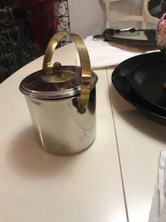 Stainless steel bucket