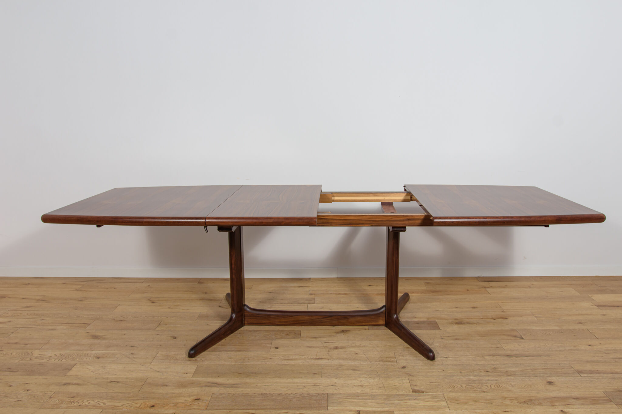 Table à manger extensible en palissandre de style mid-century moderne, Danemark, années 1960.