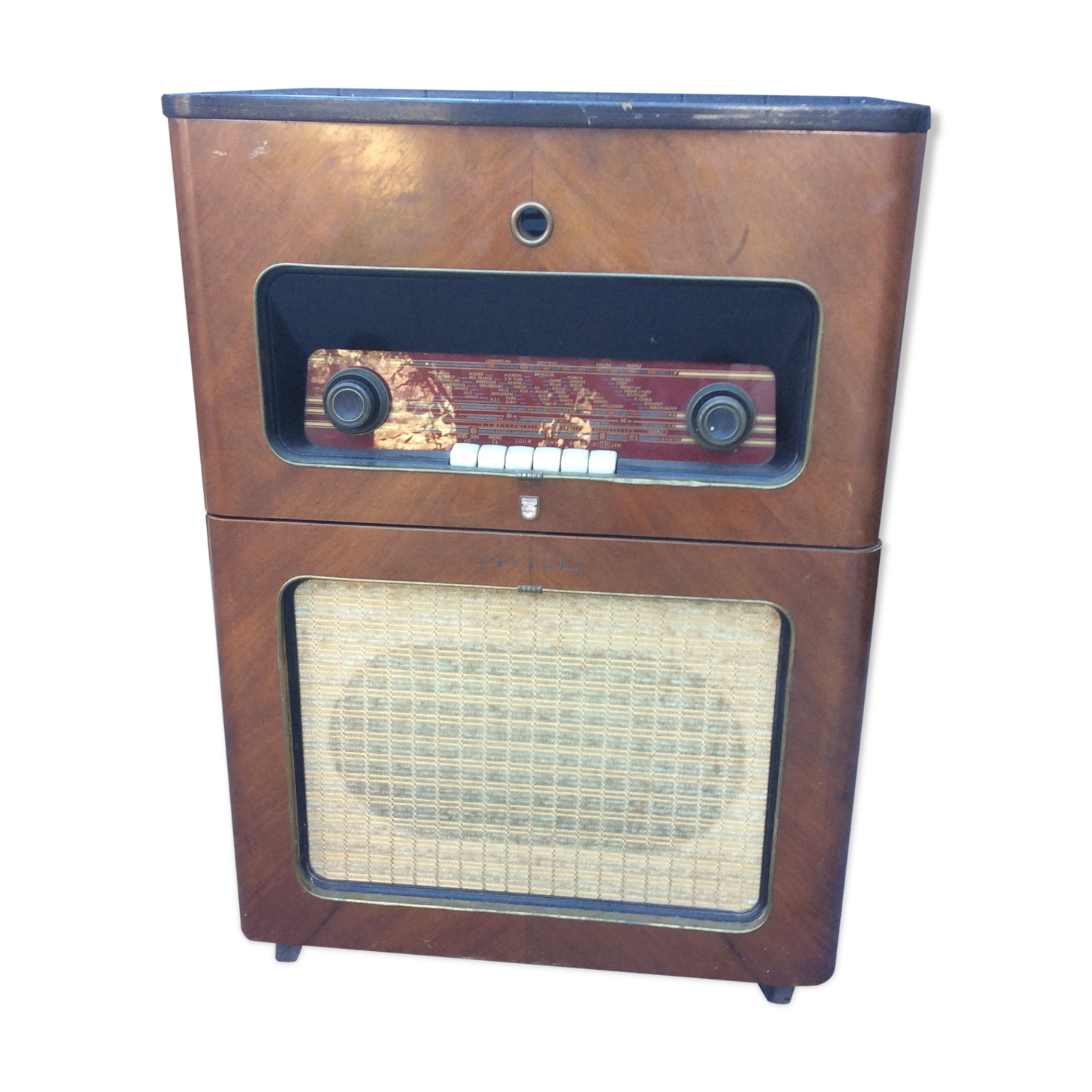 Radio spins disks 1959 vintage Philips