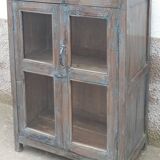 Petite armoire vitrée en bois