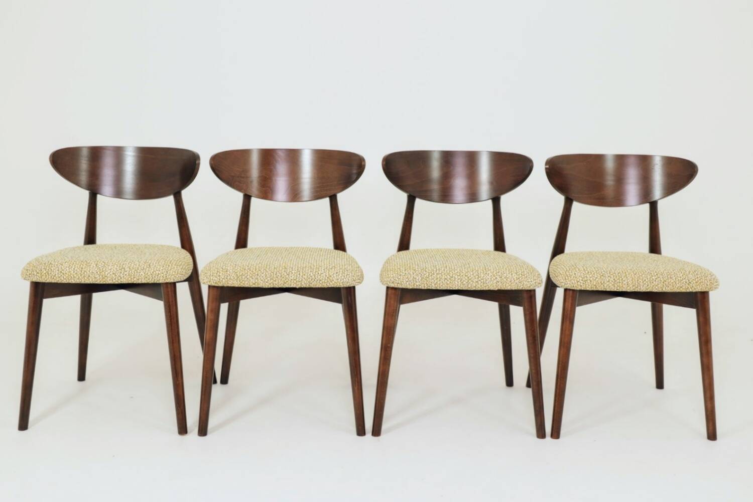 Dining chairs set of 4 Nebula green Scandinavian design