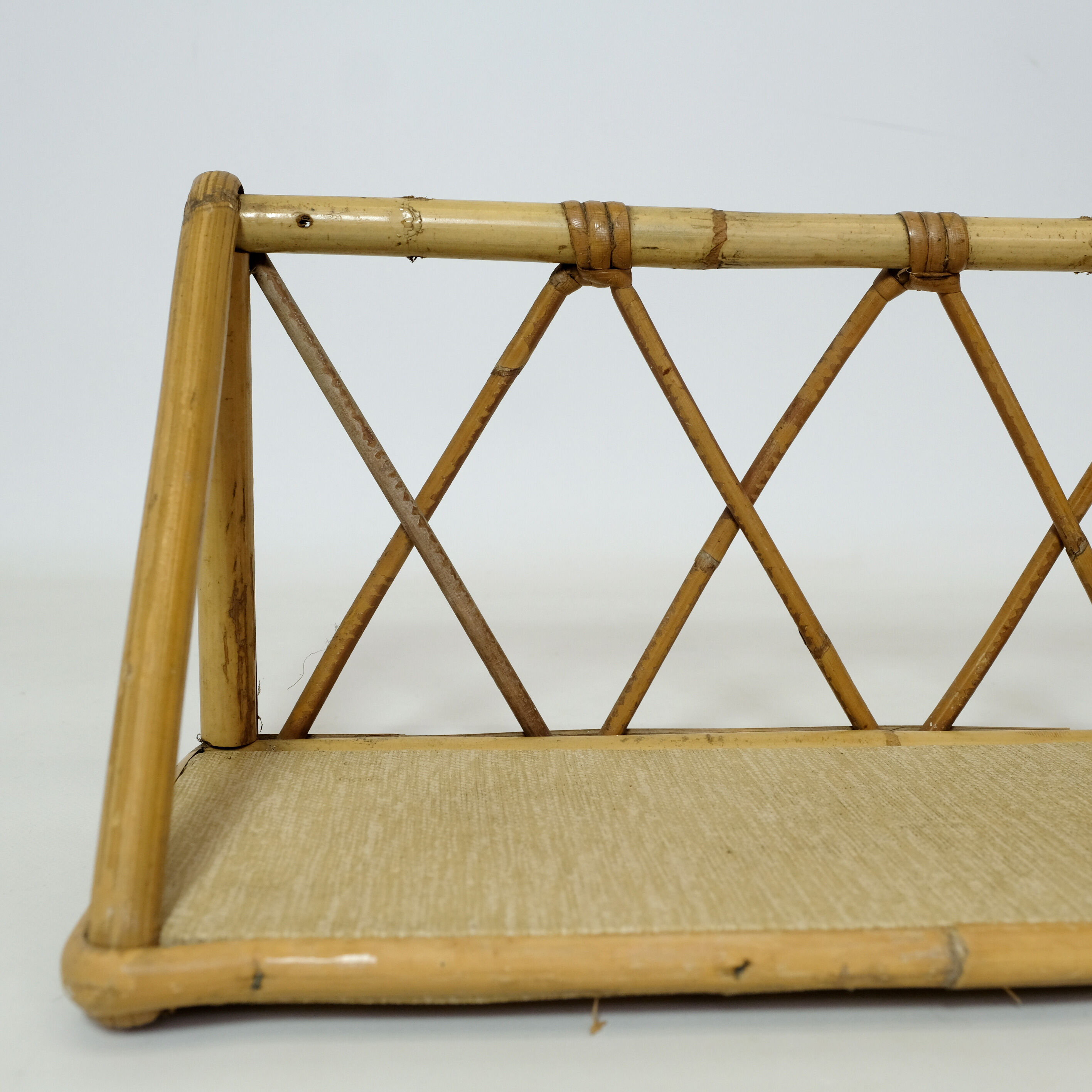 Rattan shelf from the 1960s-1970s.