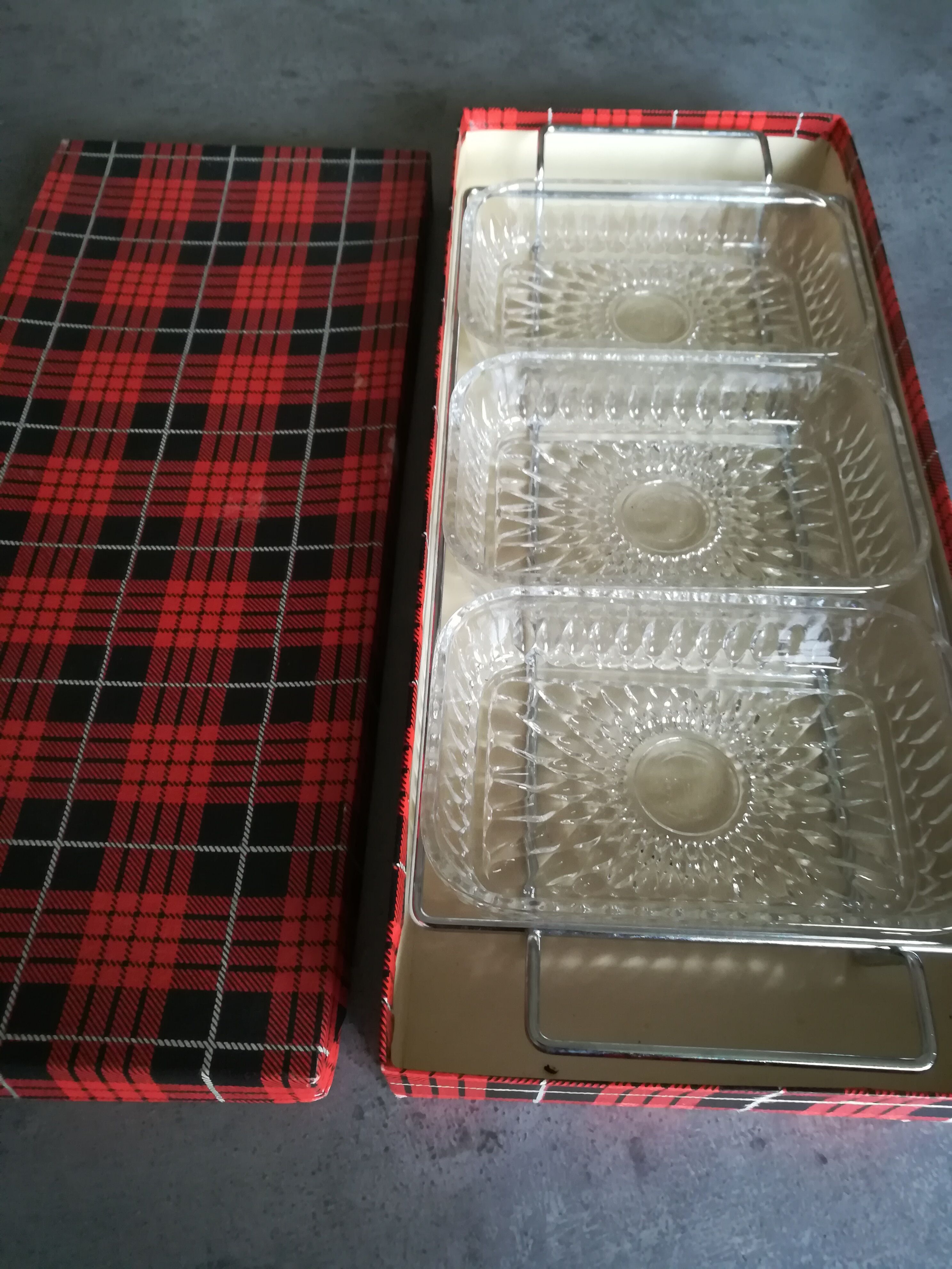 Duralex metal and glass aperitif server