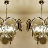 Paire de lustres chromés à disque en verre fumé Vistosi, Italie, années 1970