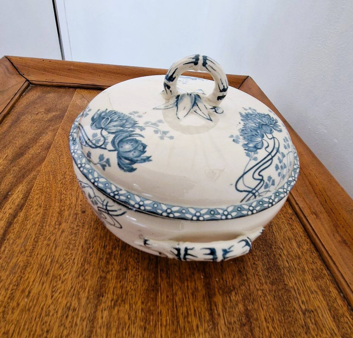 Soup tureen Sarreguemines Royat U&C