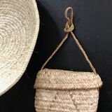 Wicker basket with vintage lid
