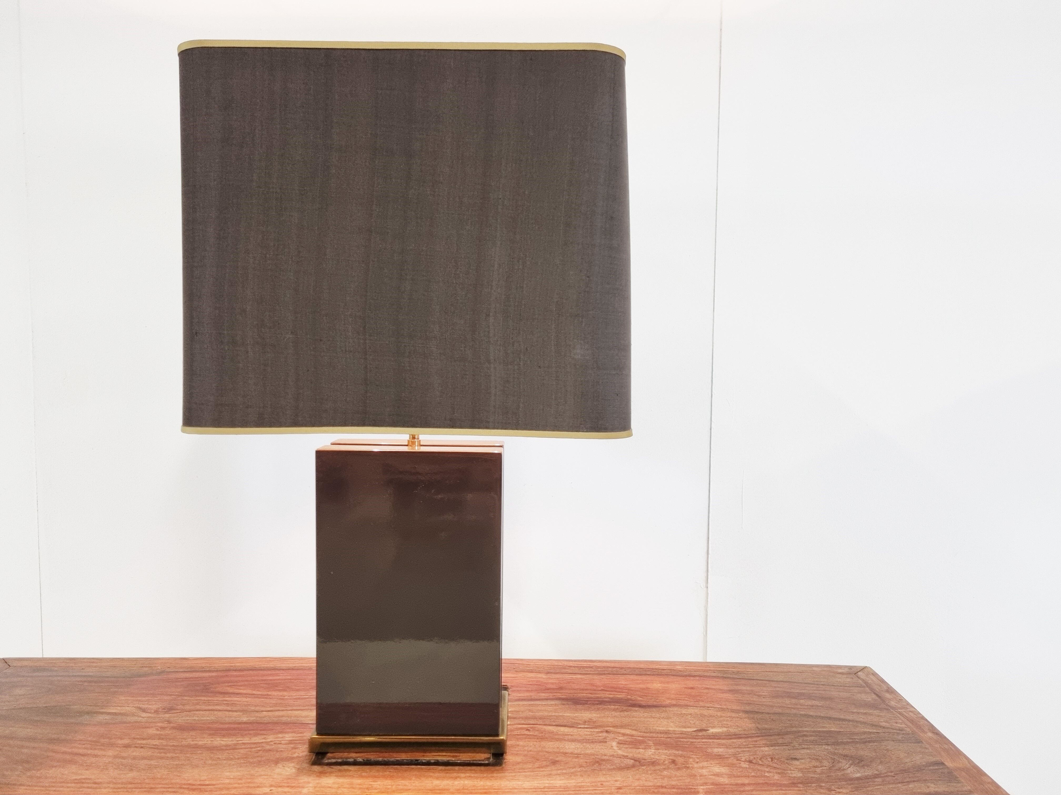 Vintage lacquered and brass table lamp, 1970s