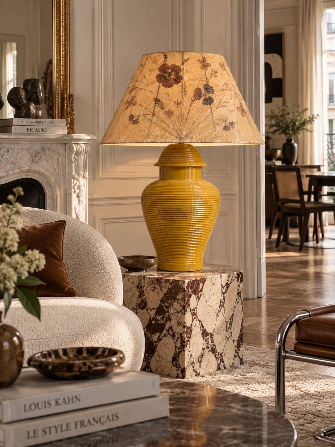 Grande lampe en céramique nervurée jaune moutarde 1970