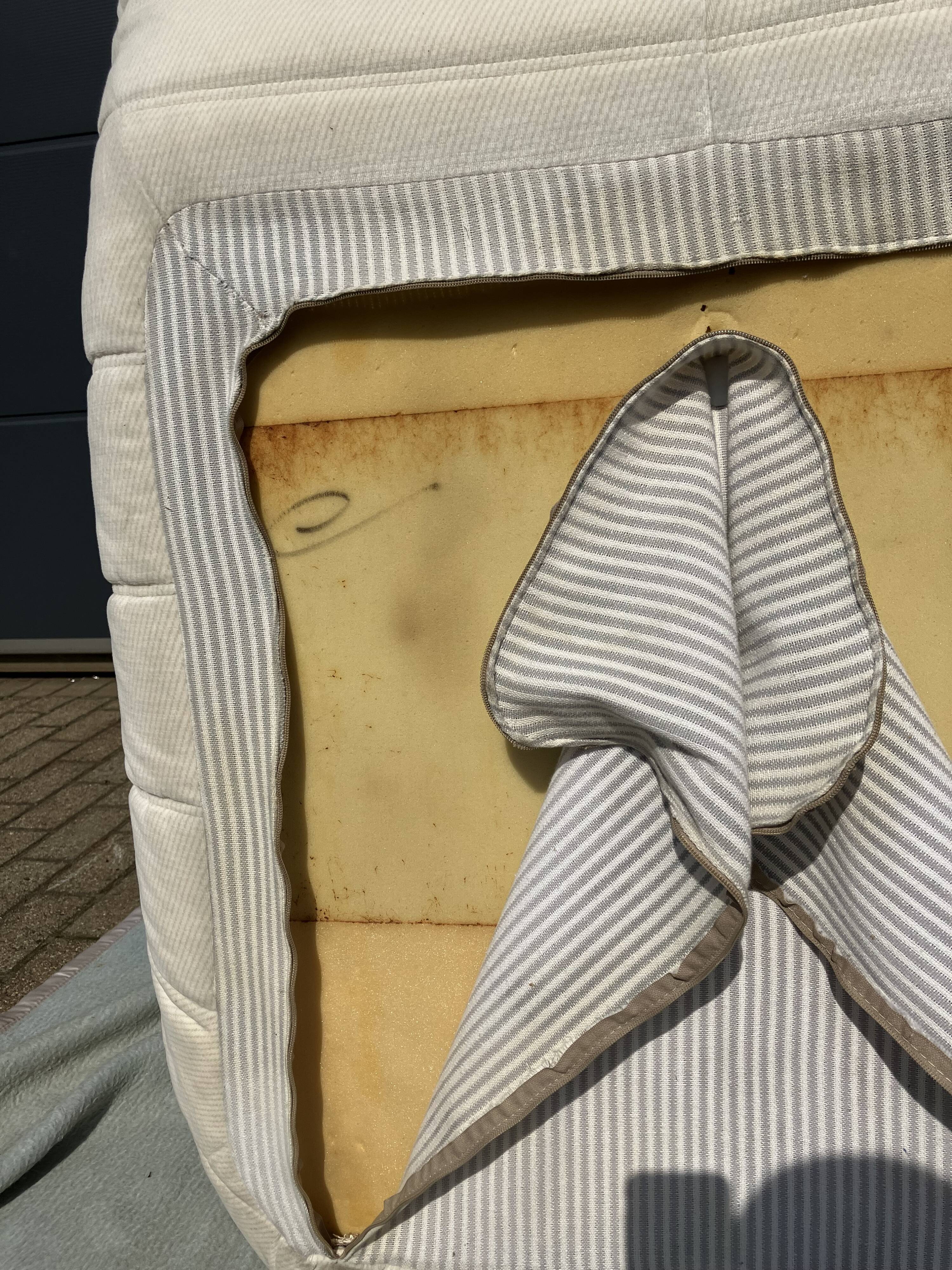 Authentieke Ligne Roset 1zit Togo 1988 beige in topstaat!!