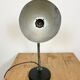 Lampe de table industrielle noire, années 1950
