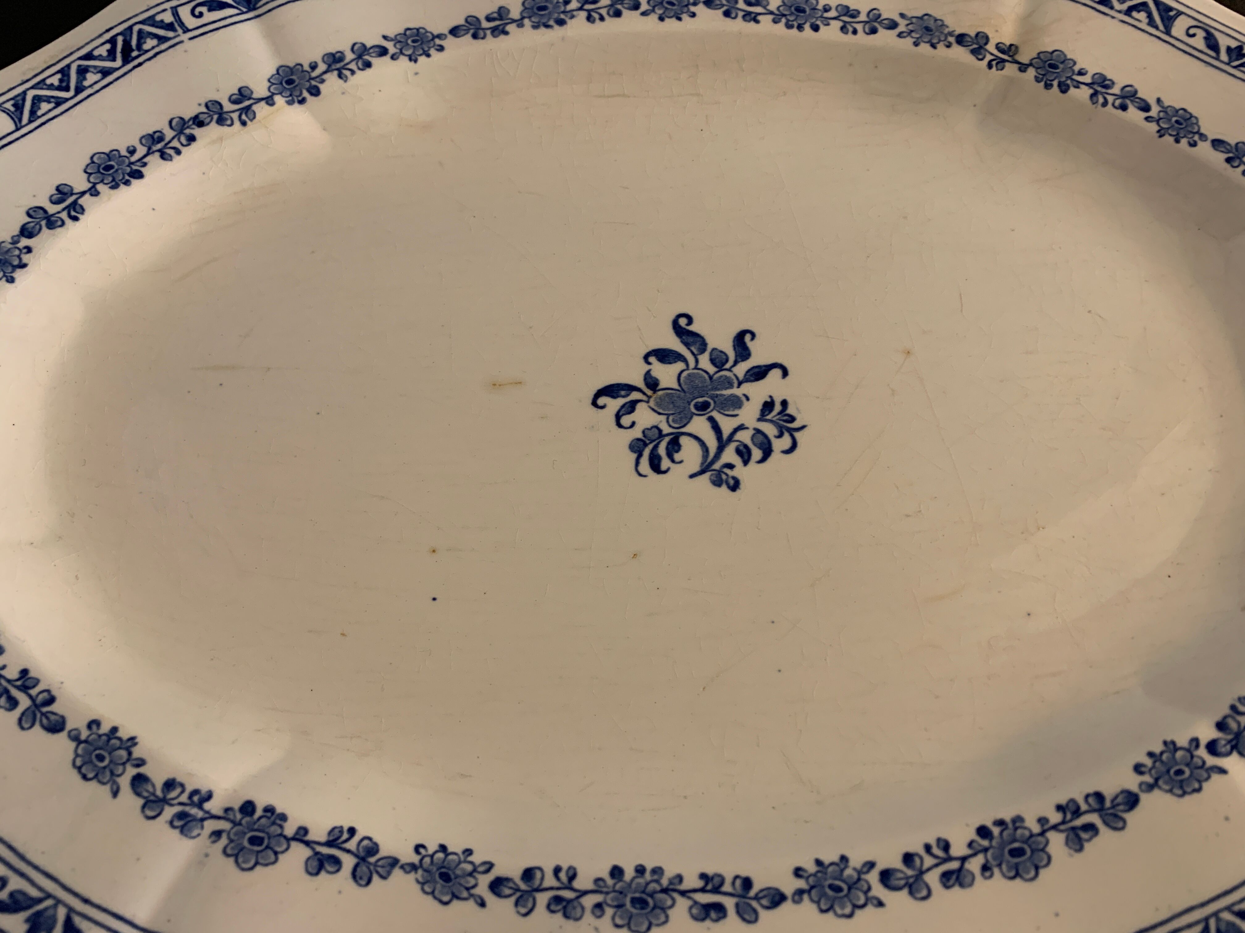 2 oval dishes serving in Gien 1900