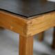 Ensemble de 4 chaises et table basse Maison Regain, France, circa 1970