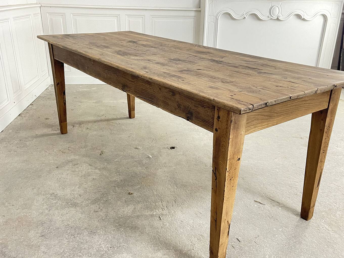 1900 walnut table