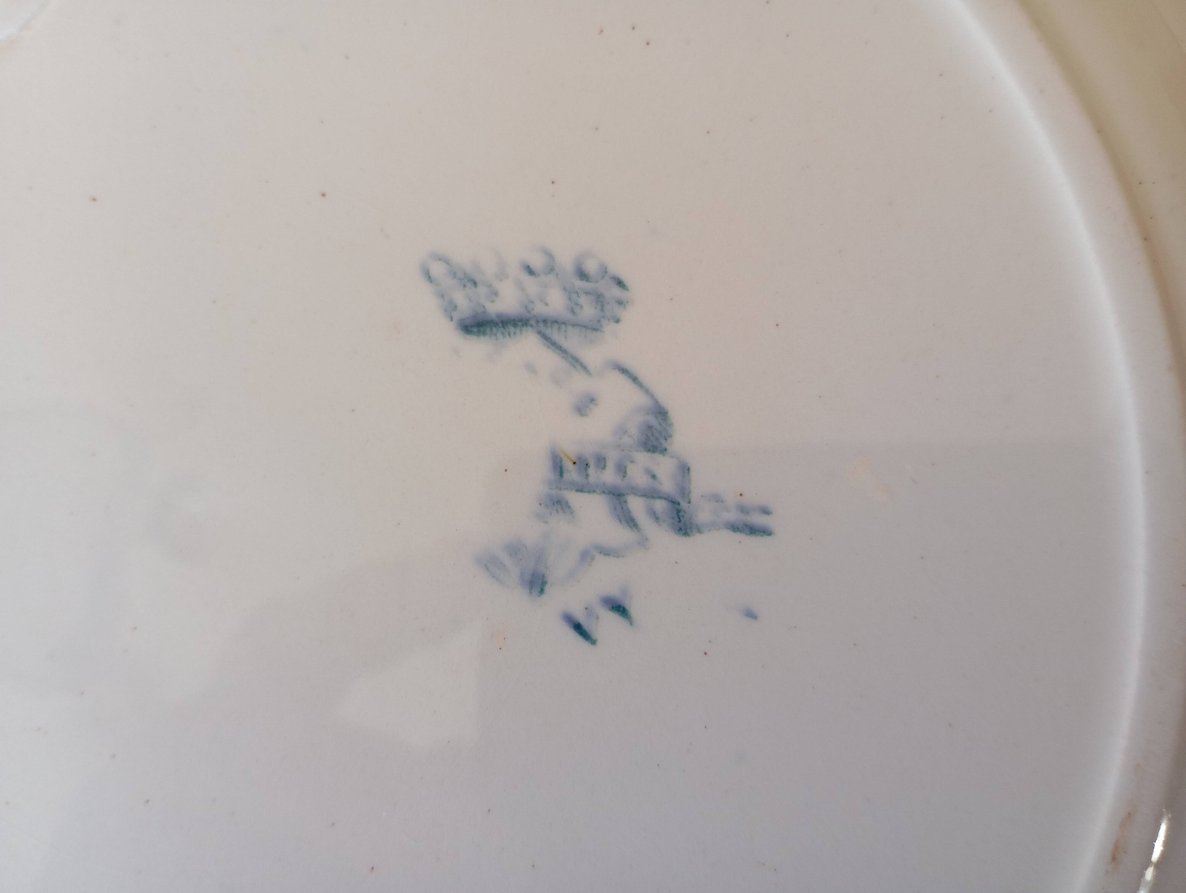 Longwy ironstone cake dish "Daisies"