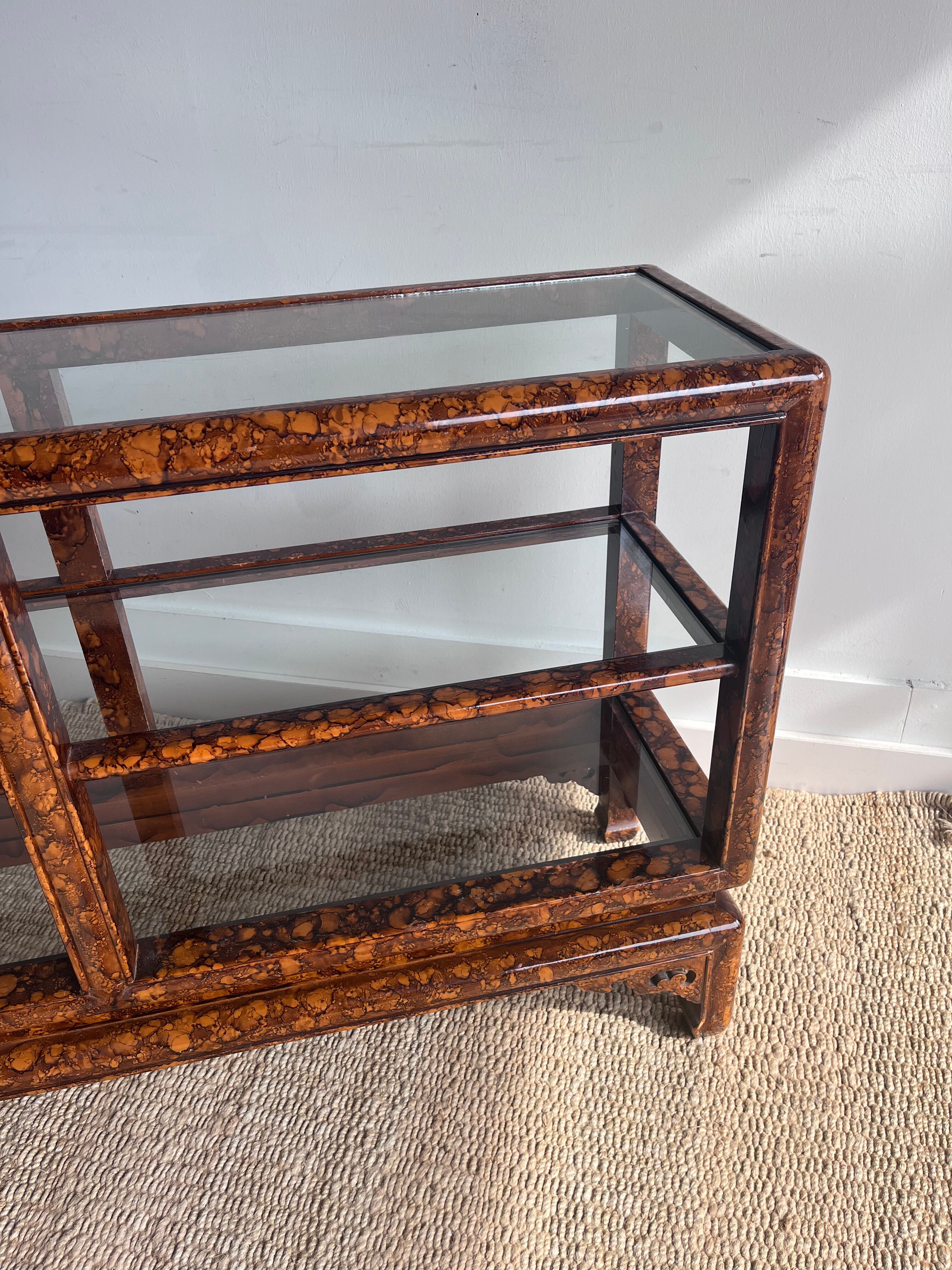 Lacquered console shelf "Faux Tortoiseshell" — Chinoiserie style