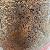 Vieux vase indo-persan en laiton