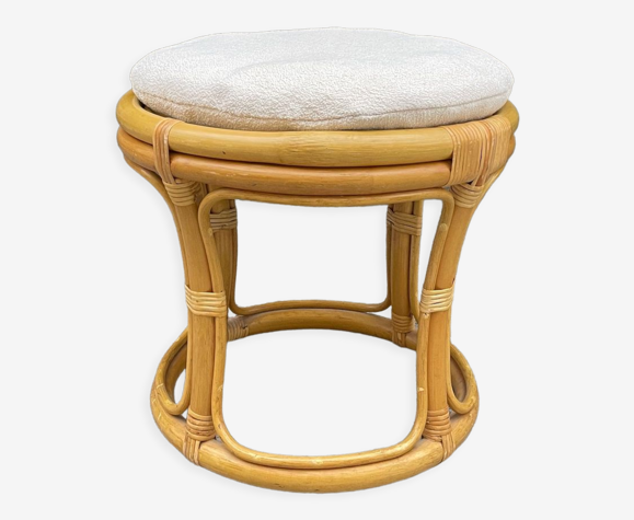 Pouf en rotin avec coussin refait à neuf
