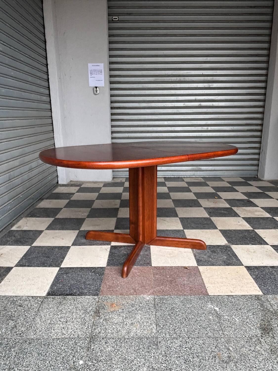 Vintage Scandinavian extendable table
