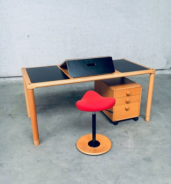 Scandinavian Ergonomic Design Writing Desk and Stool from Stokke, 1980s, Set of 3