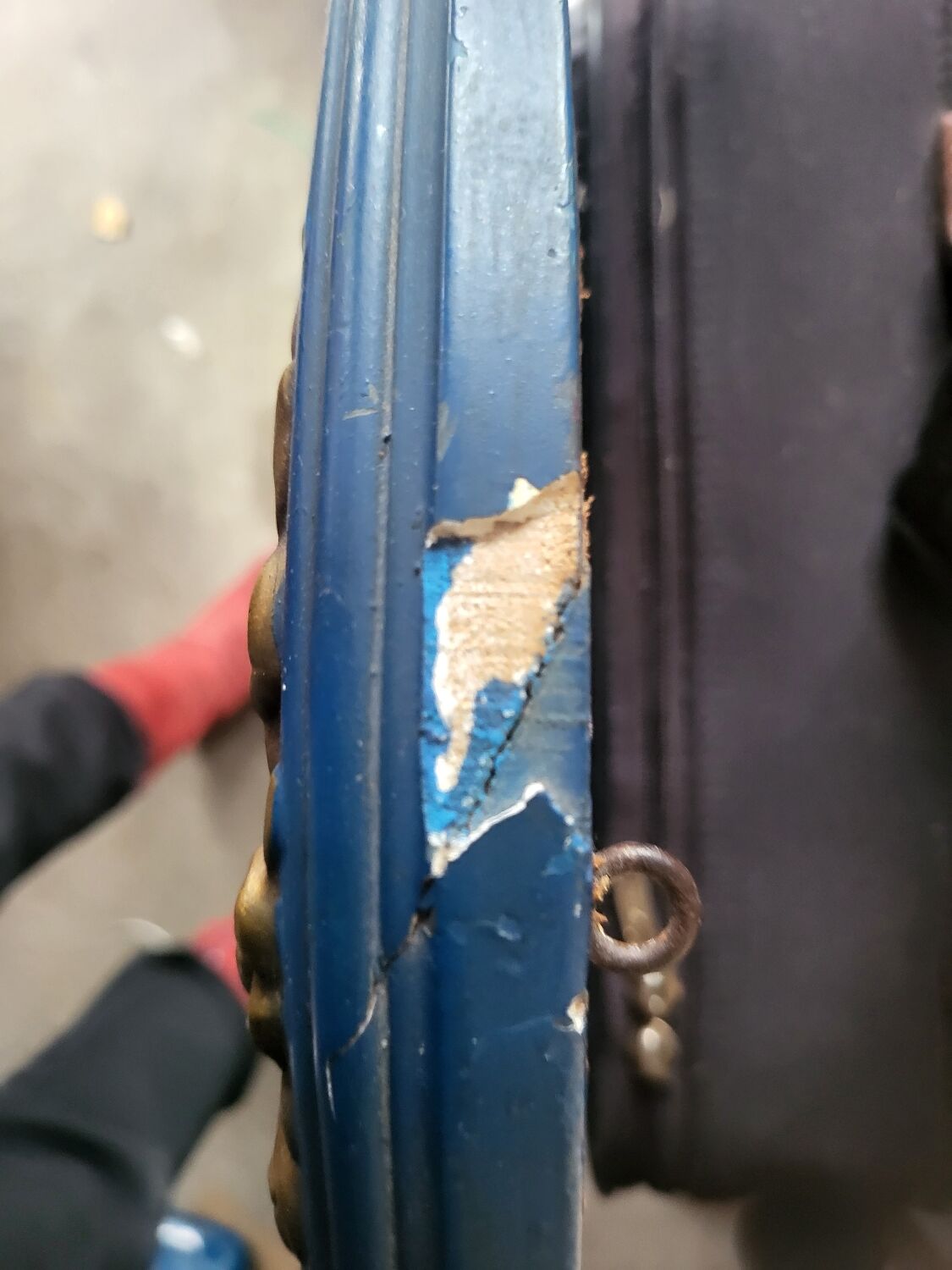 Antique oval mirror, royal blue and gold – rose design – 80 x 52 cm