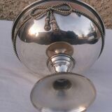 Coupe en metal argente de style louis xvi