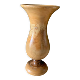 Vase en bois