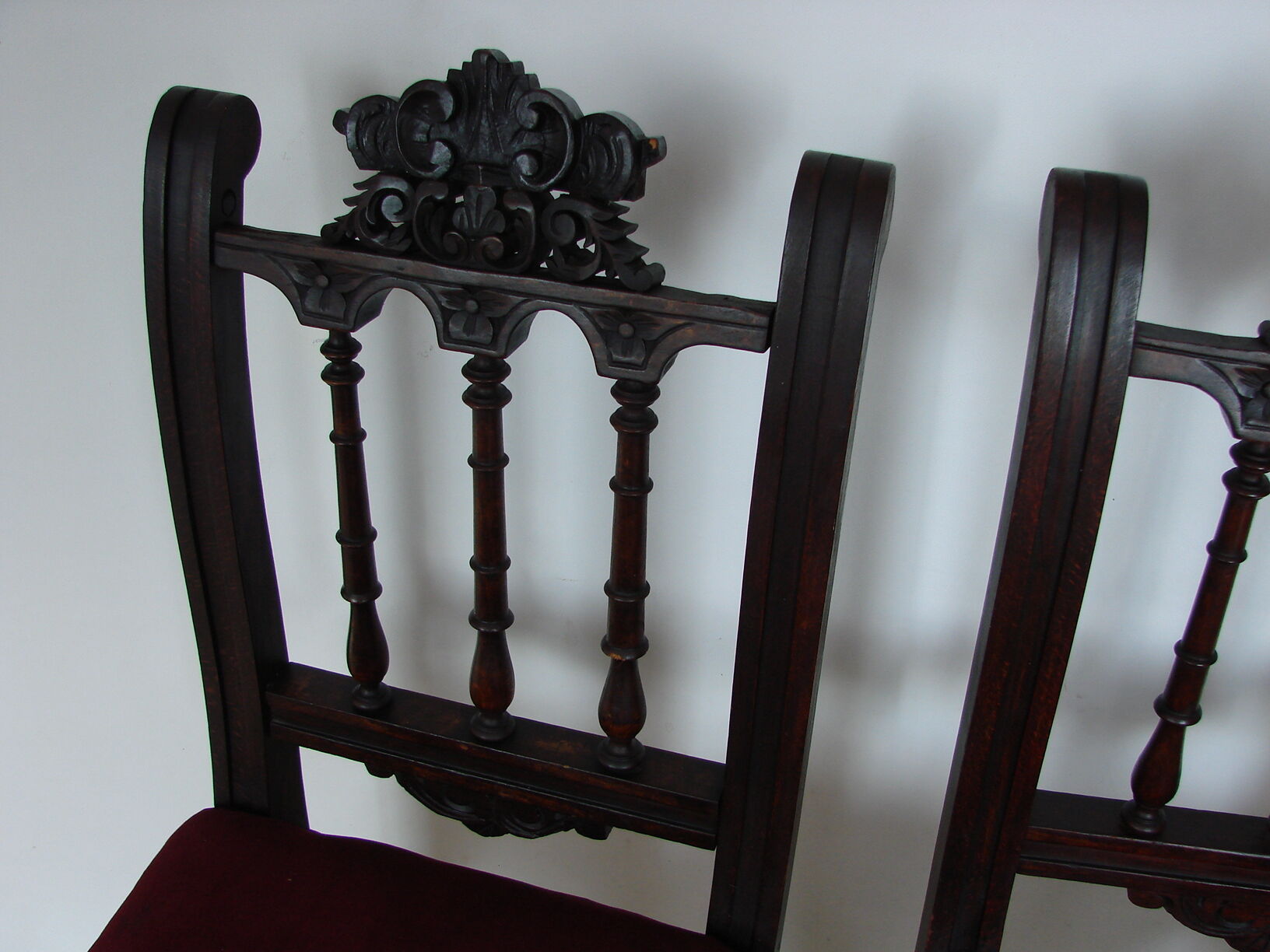 Pair of chairs from the 19th century