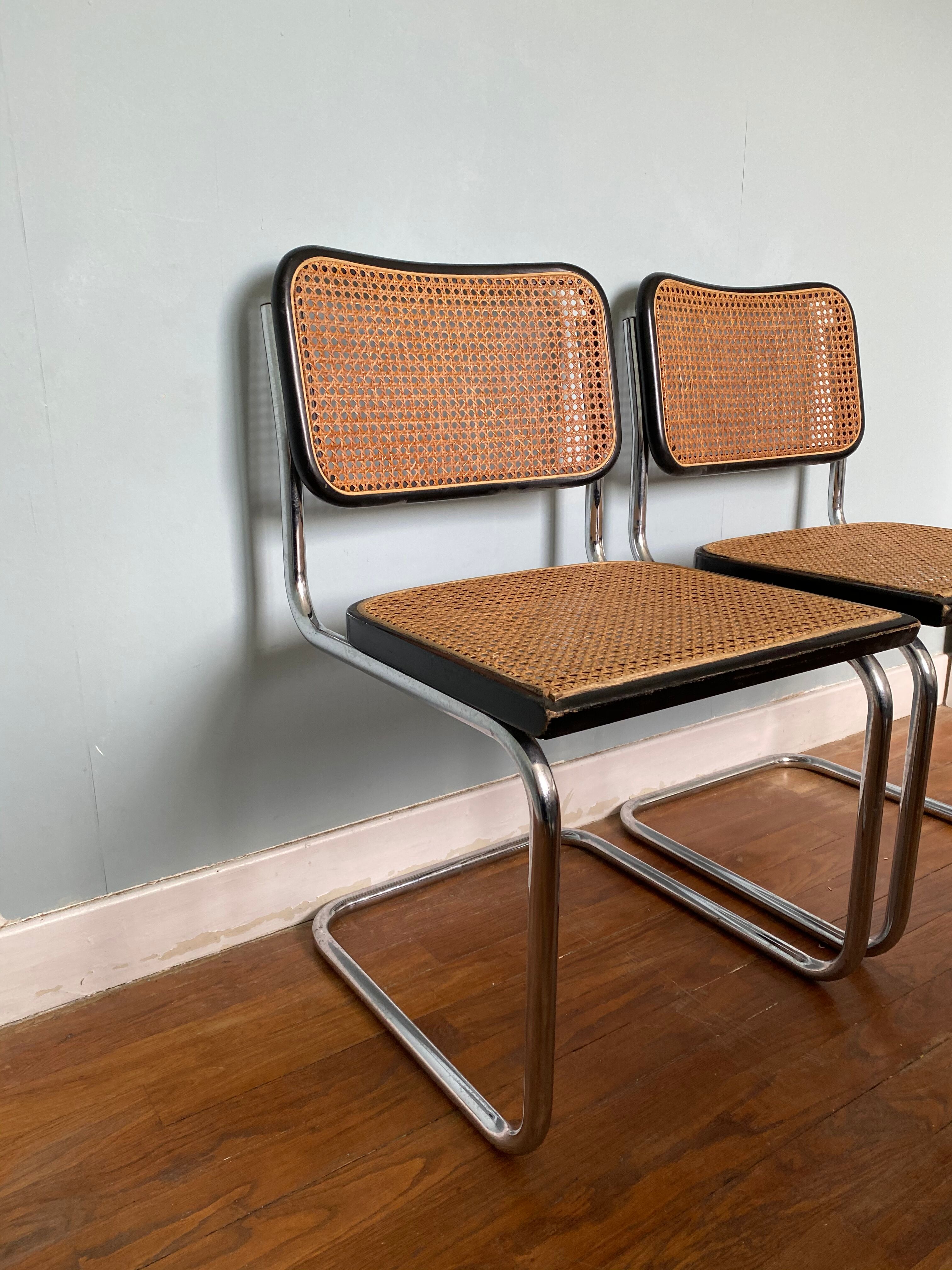 2 chairs Cesca B32 Marcel Breuer