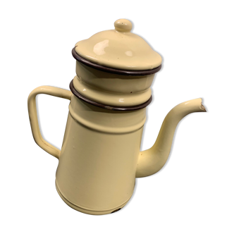 Cafetière émaillée