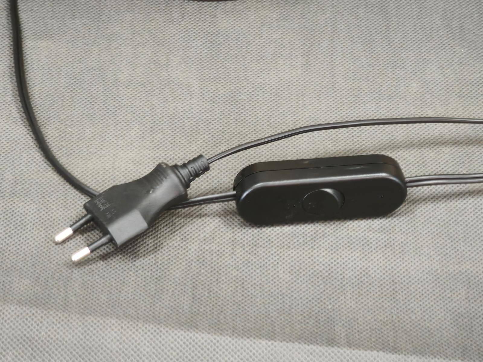 Pair of Italian Etched Glass, Chrome and Wood Table Lamps, 1950s