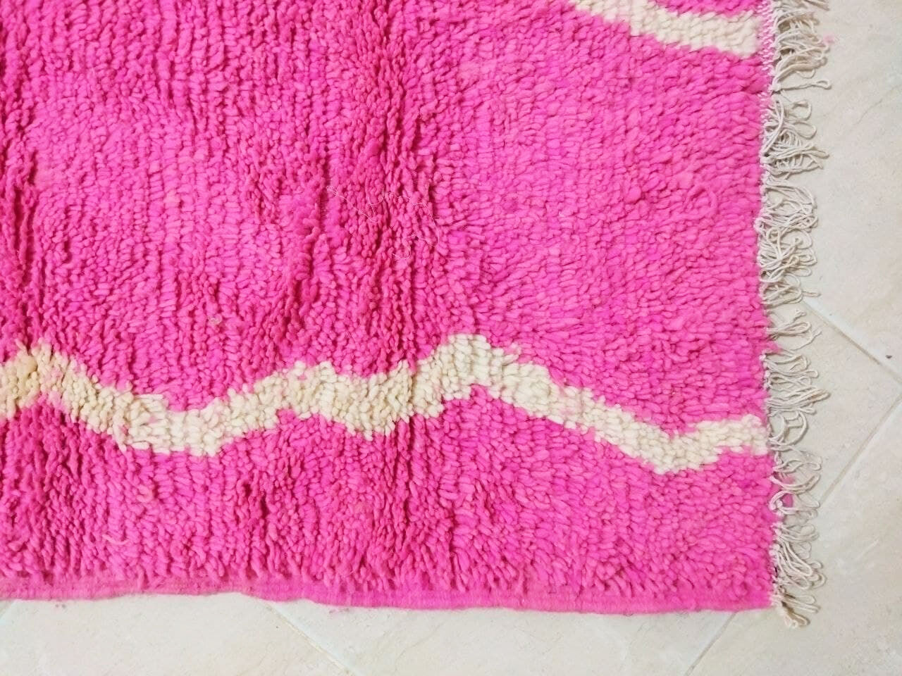 Pink berber azilal carpet 300 x 190 cm