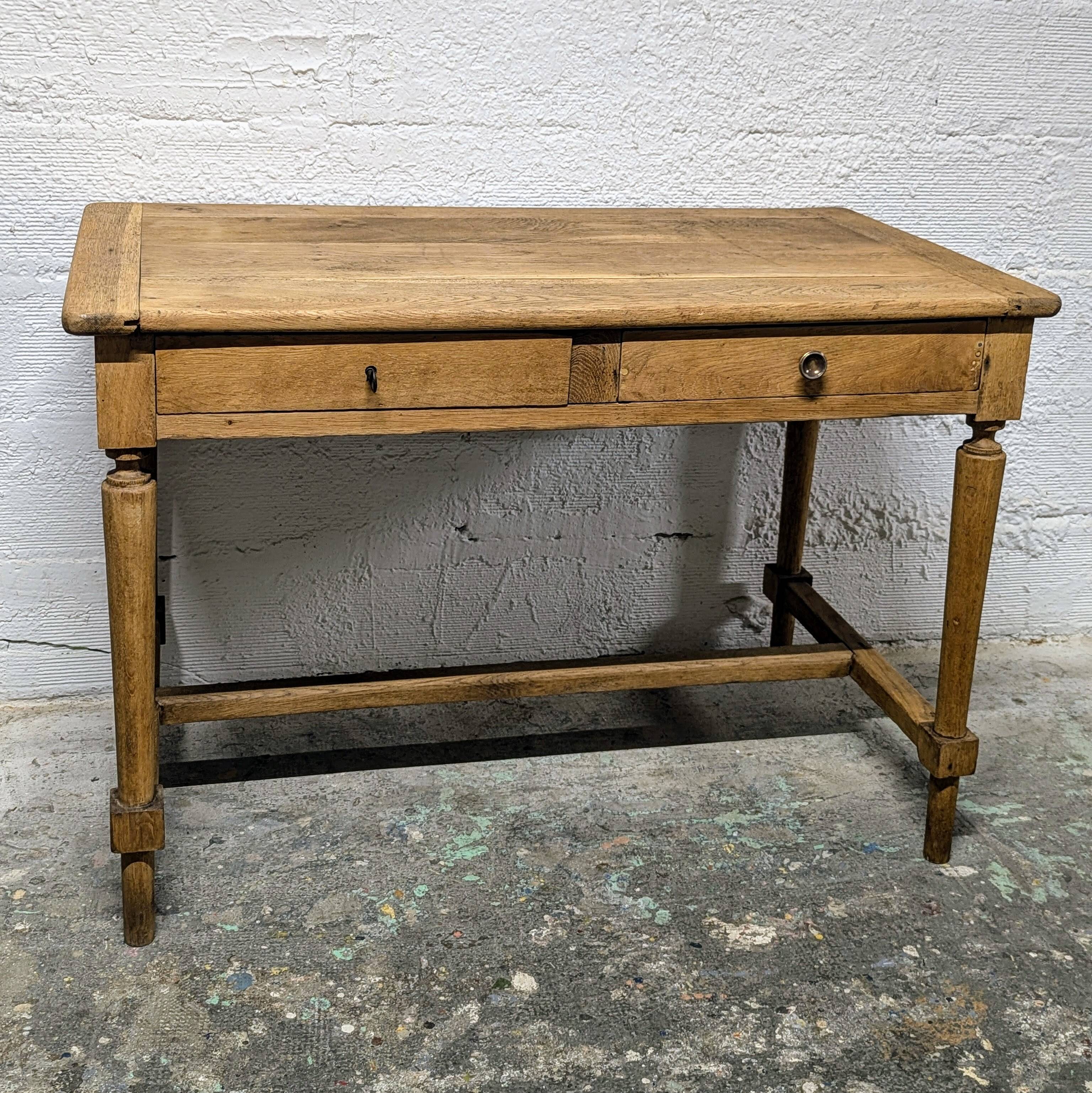 Bureau en chêne 2 tiroirs