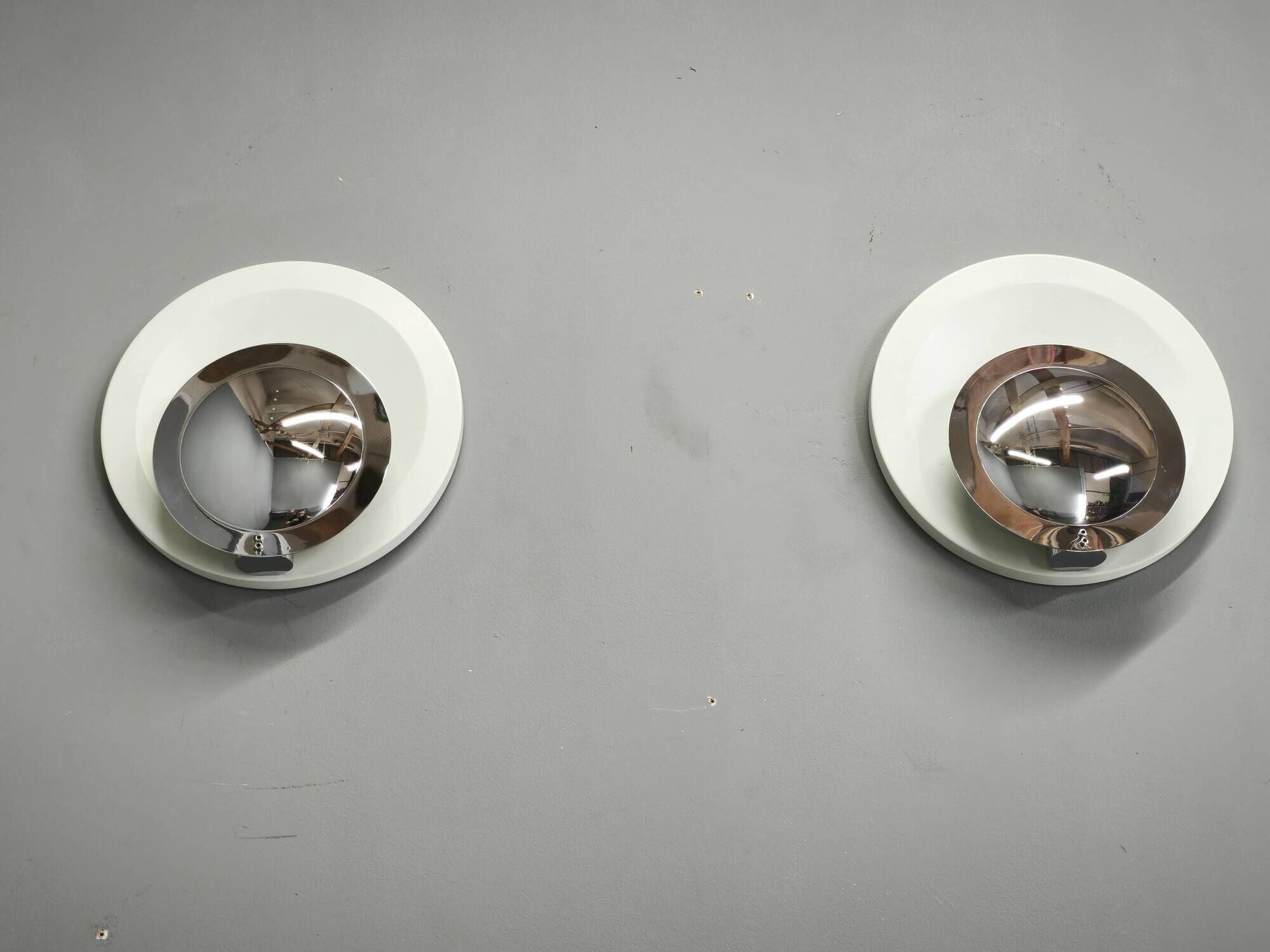 Pair of Italian Space Age Chrome and White Wall Lights, 1970s