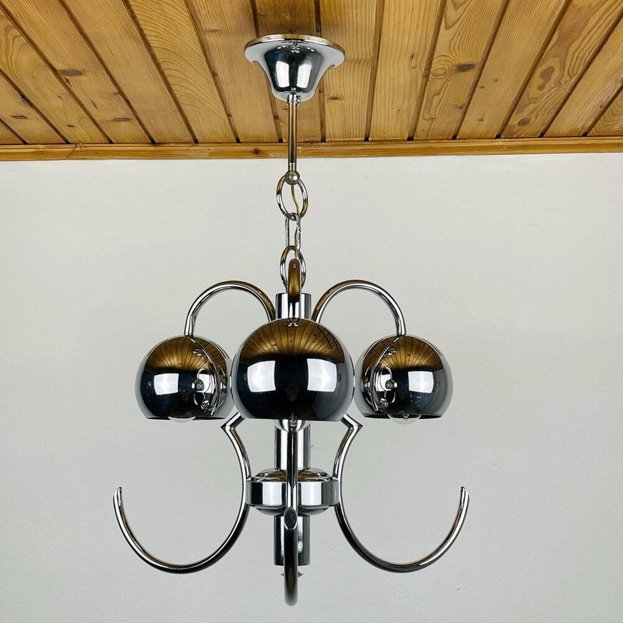 Vintage mid-century eye pendant lamp, Silver, Italy, 1970s