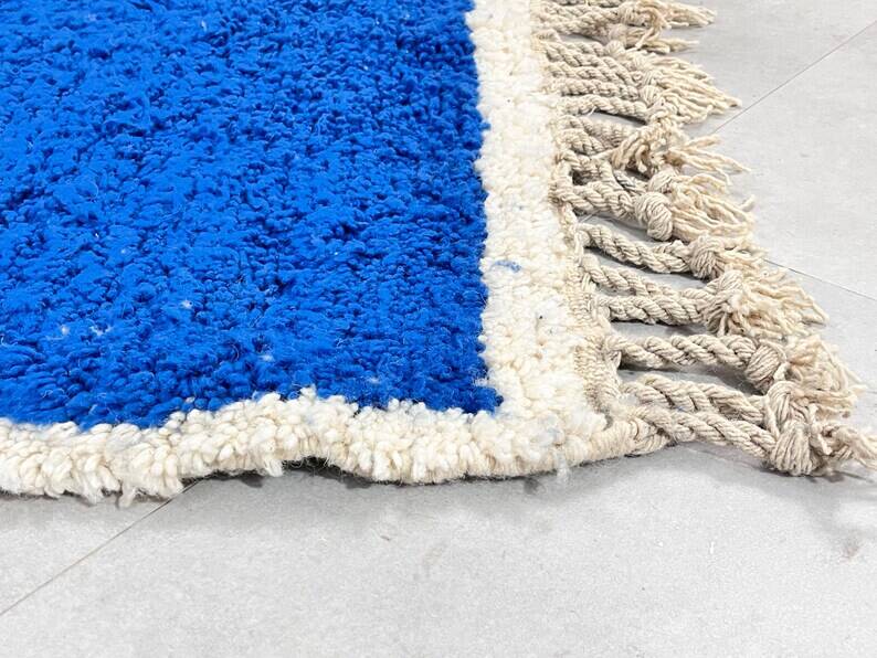 Handmade Berber rug 250cmx150cm