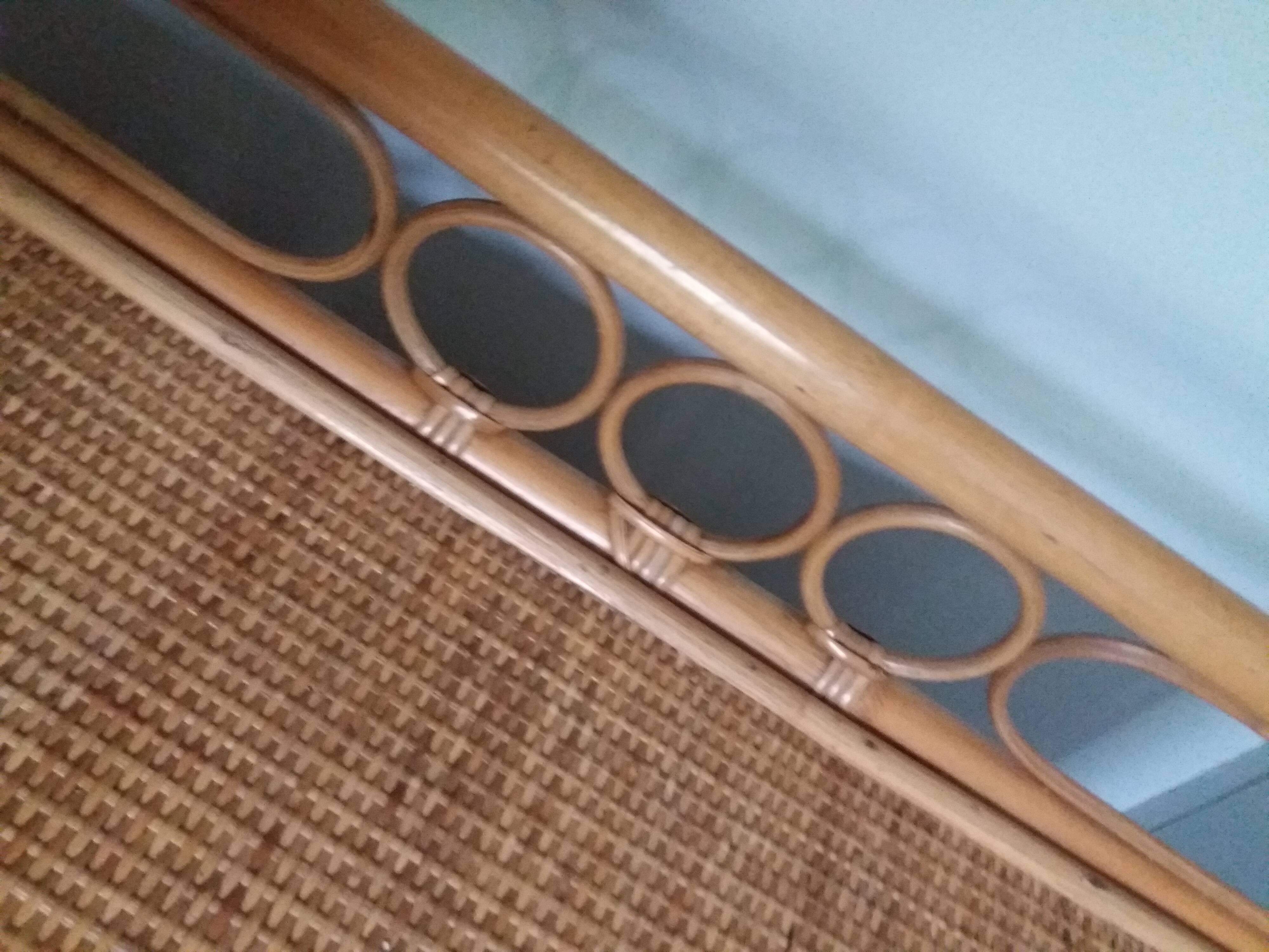 Chest of drawers in wicker and rattan